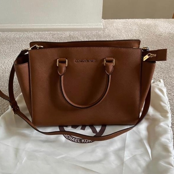 Michael Kors Satchel - Picture 3 of 8